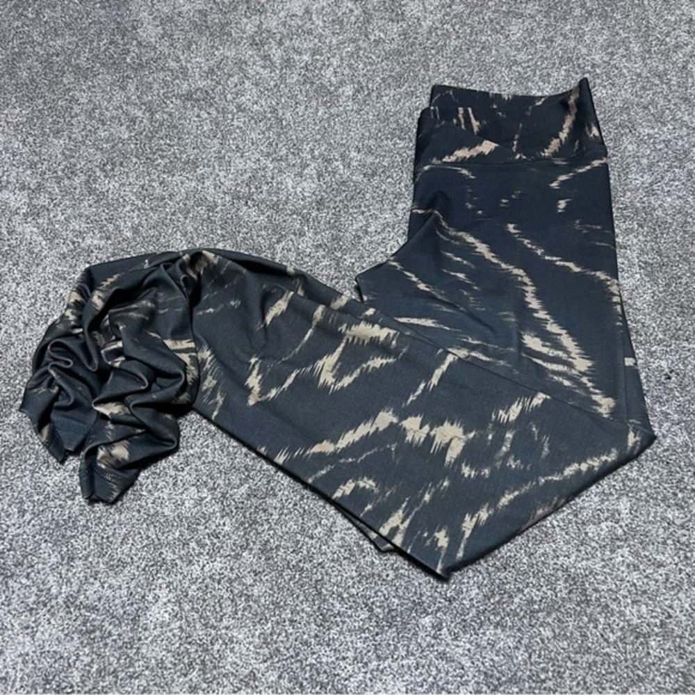 Mika Women’s yoga foot wrap dance leggings - Picture 7 of 7